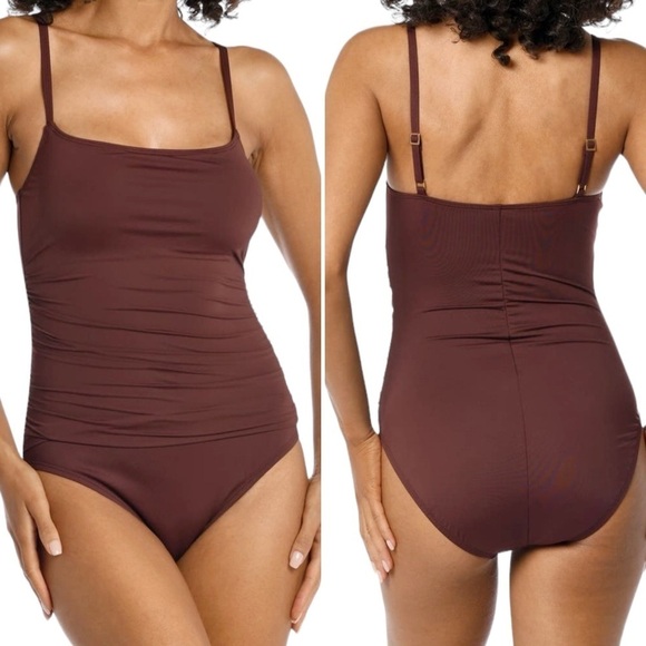 LA BLANCA One Piece Swimsuit! - Picture 6 of 6